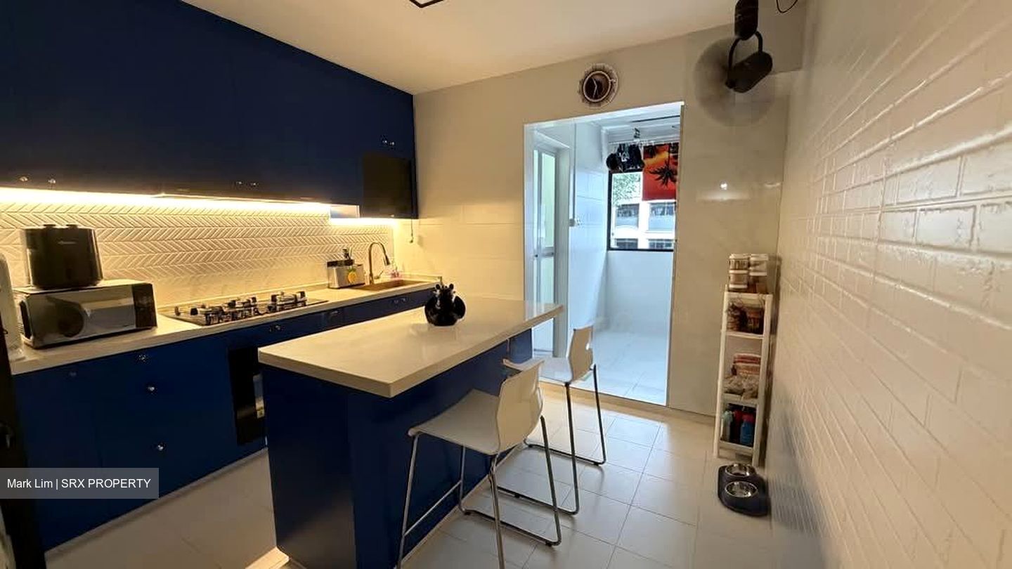 Blk 939 Hougang Street 92 (Hougang), HDB 5 Rooms #536931911
